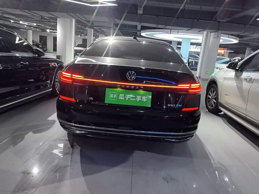 Volkswagen Passat 2023 — Фото 6/20