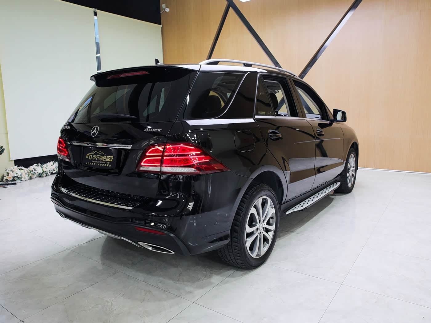 Mercedes-Benz GLE 2017 — Фото 9/11