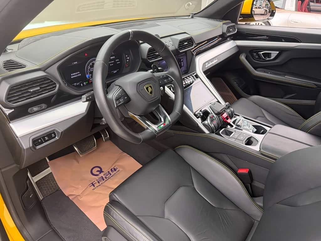 Lamborghini Urus 2019 — Фото 4/16