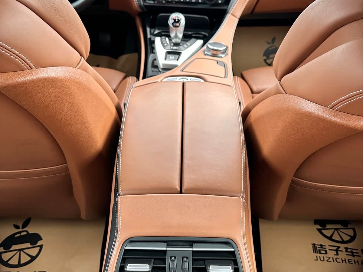 BMW M6 2018 — Фото 18/20