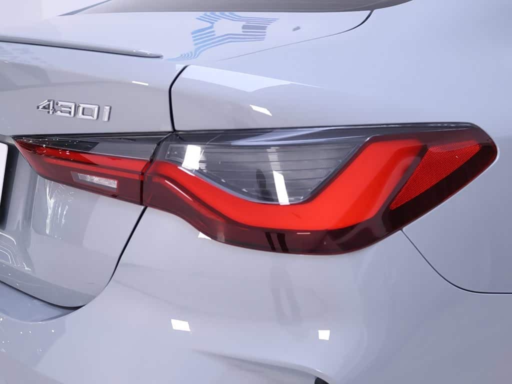 BMW 4 Series 2026 — Фото 9/20
