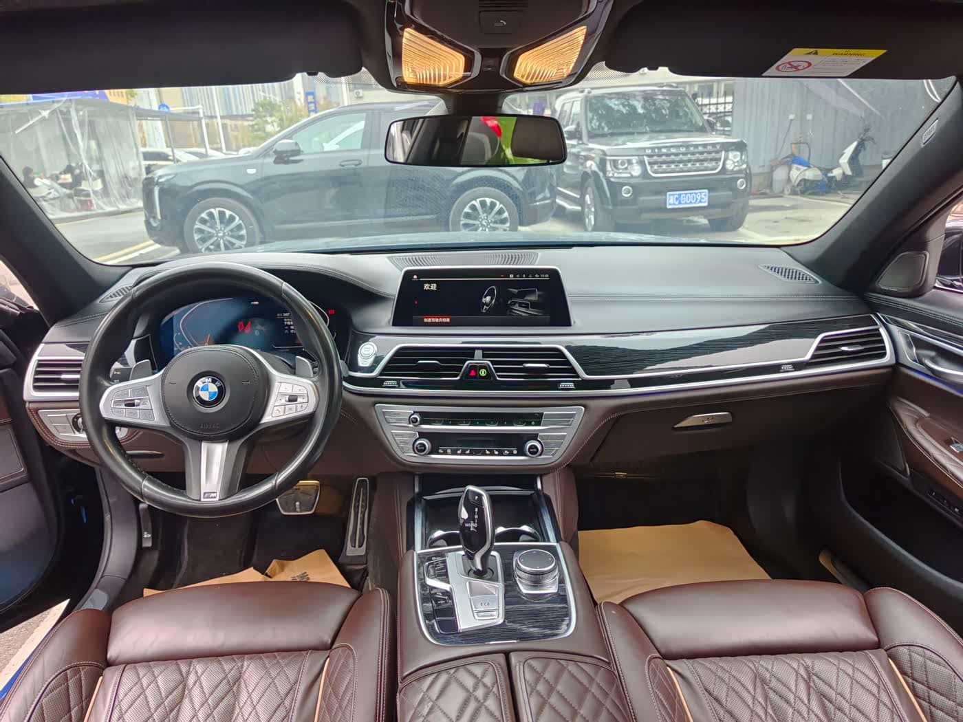BMW 7 Series 2020 — Фото 11/11