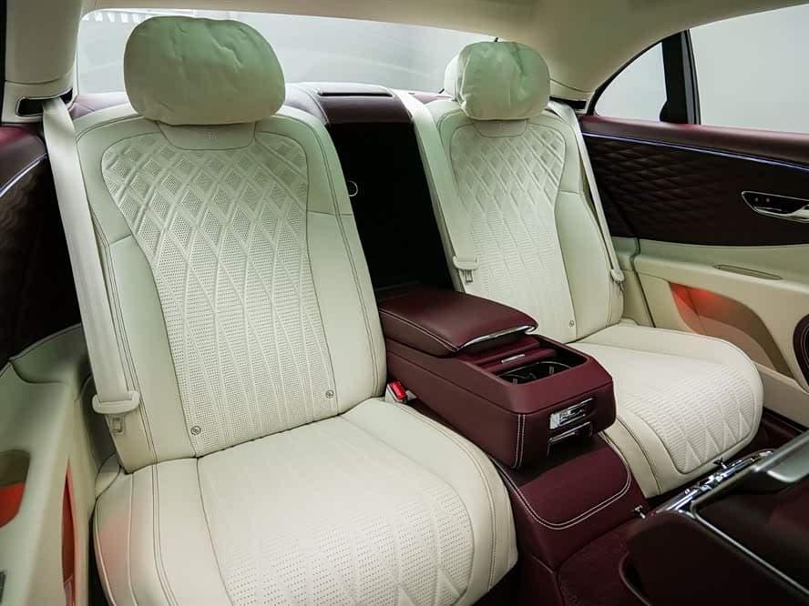 Bentley Flying Spur 2020 — Фото 14/20