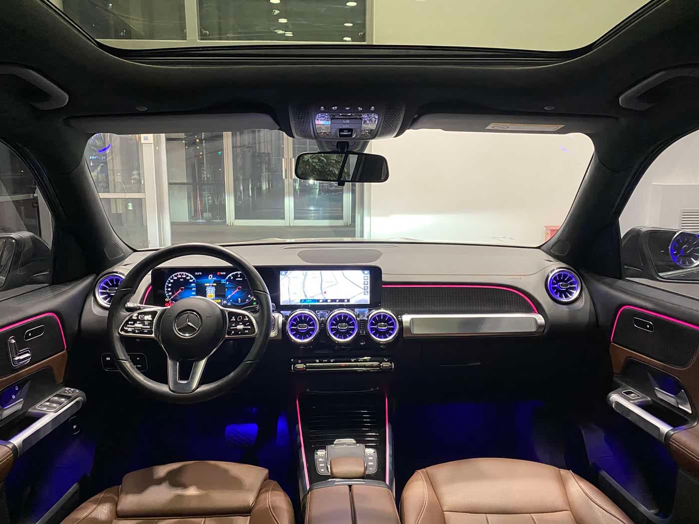 Mercedes-Benz GLB 2022 — Фото 9/18