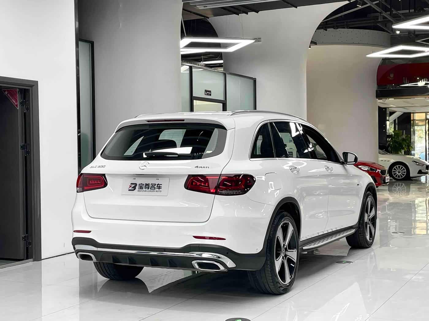 Mercedes-Benz GLC 2023 — Фото 12/17