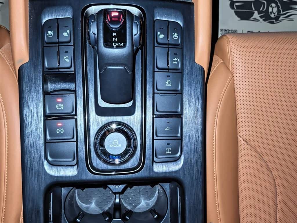 Haval H9 2024 — Фото 18/20