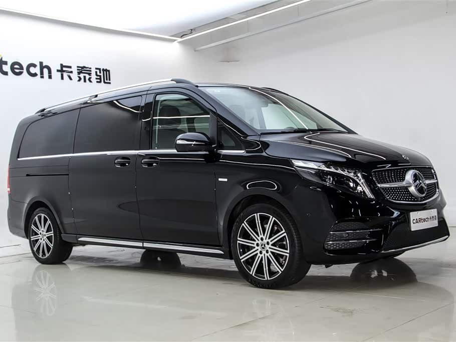 Mercedes-Benz V-Class 2023 — Фото 4/20