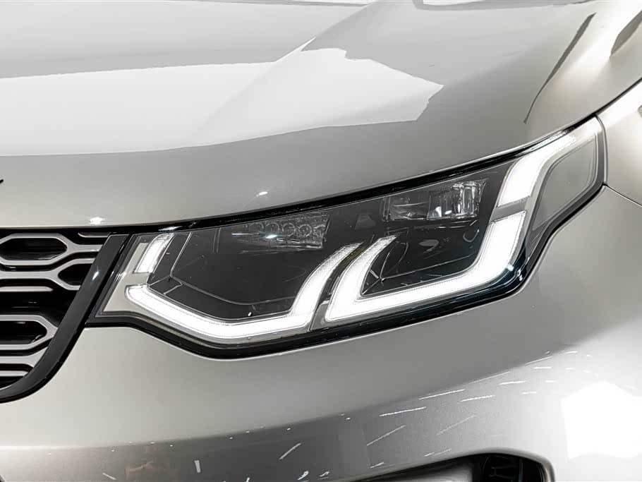 Land Rover Discovery Sport 2021 — Фото 4/20