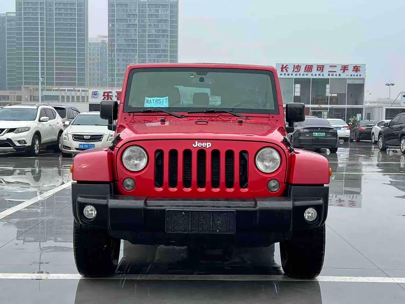 Jeep Wrangler 2014 — Фото 2/7