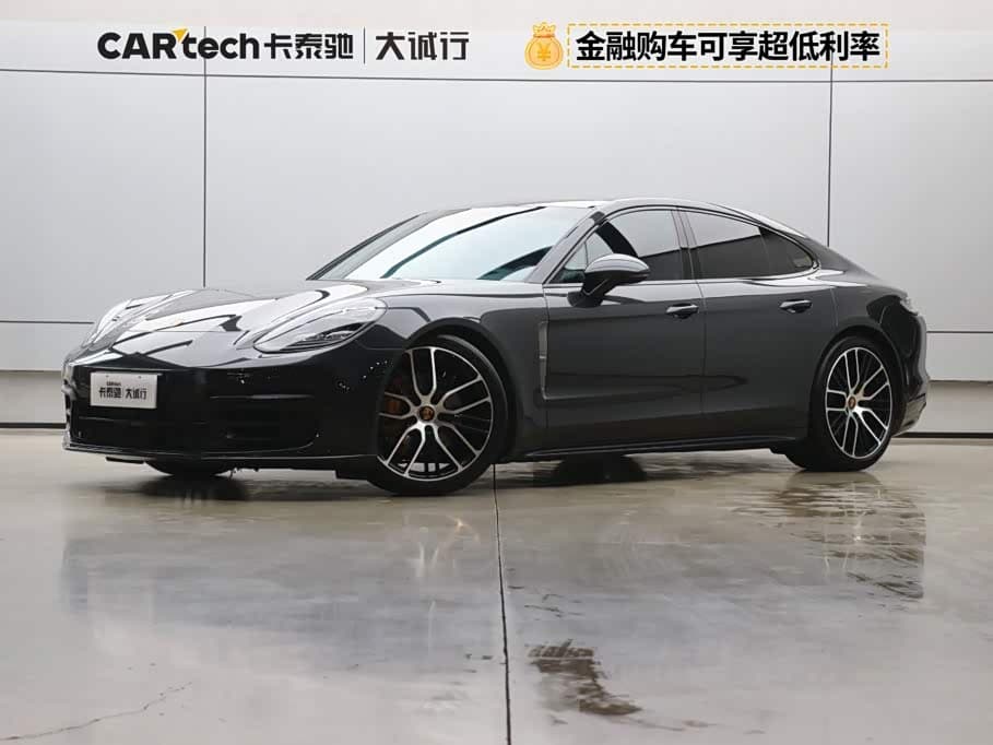 Porsche Panamera 2023 — Фото 1/20