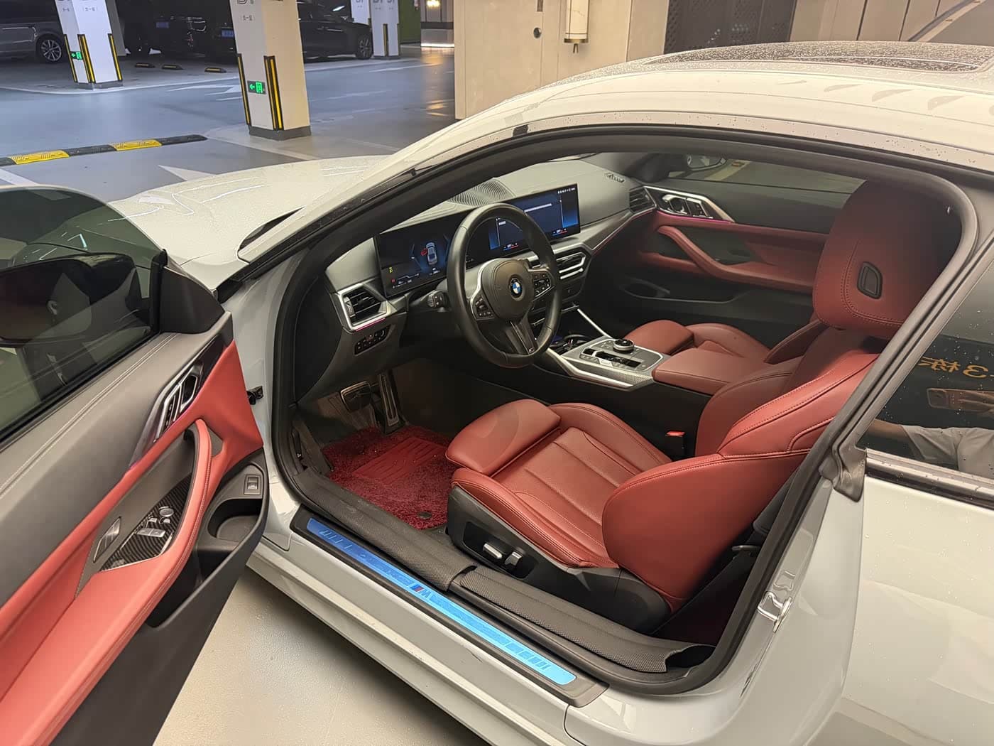 BMW 4 Series 2023 — Фото 8/16