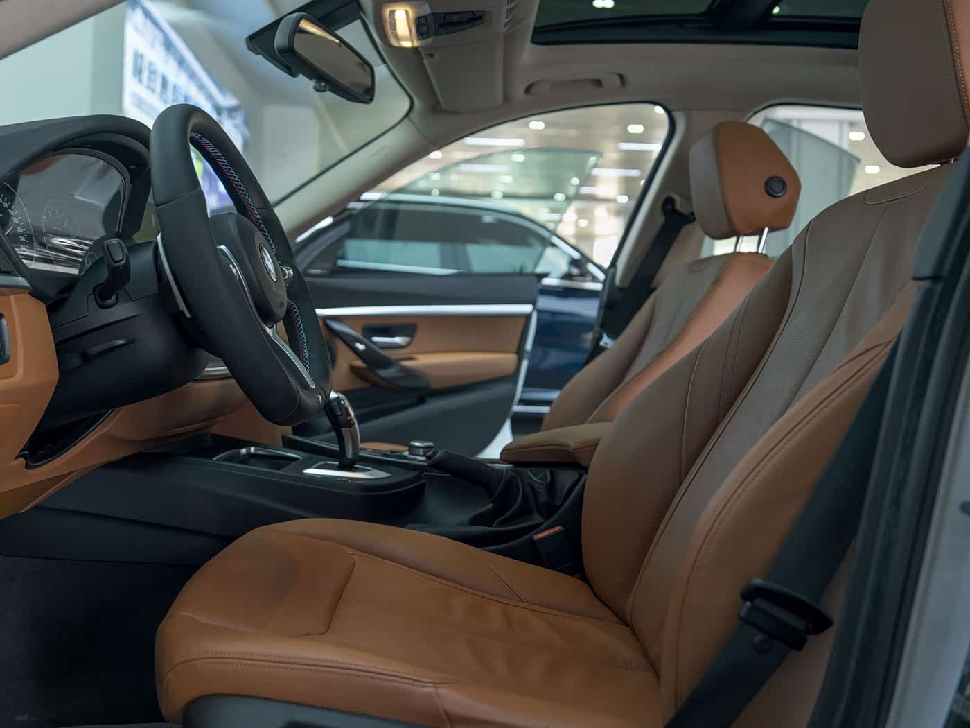 BMW 3 Series GT 2016 — Фото 12/16
