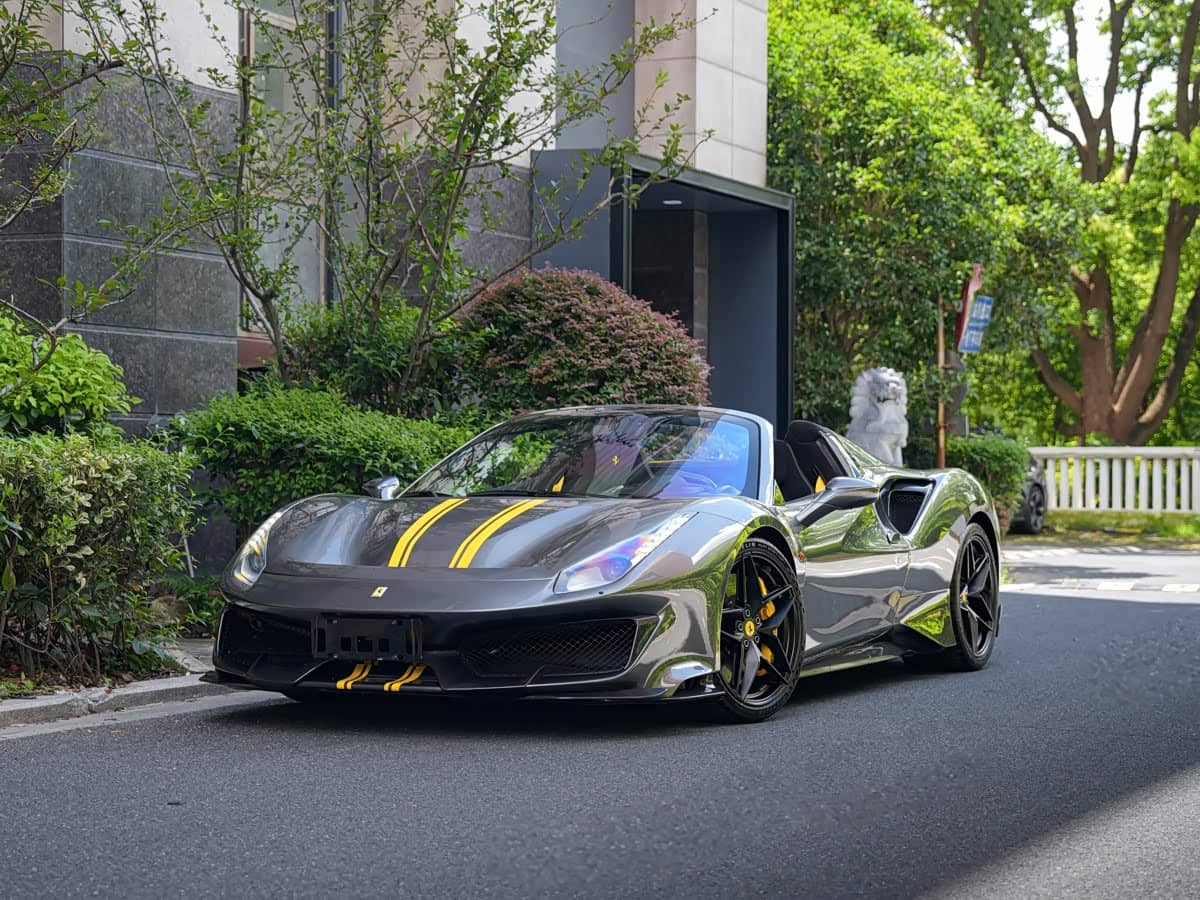 Ferrari 488, 2019