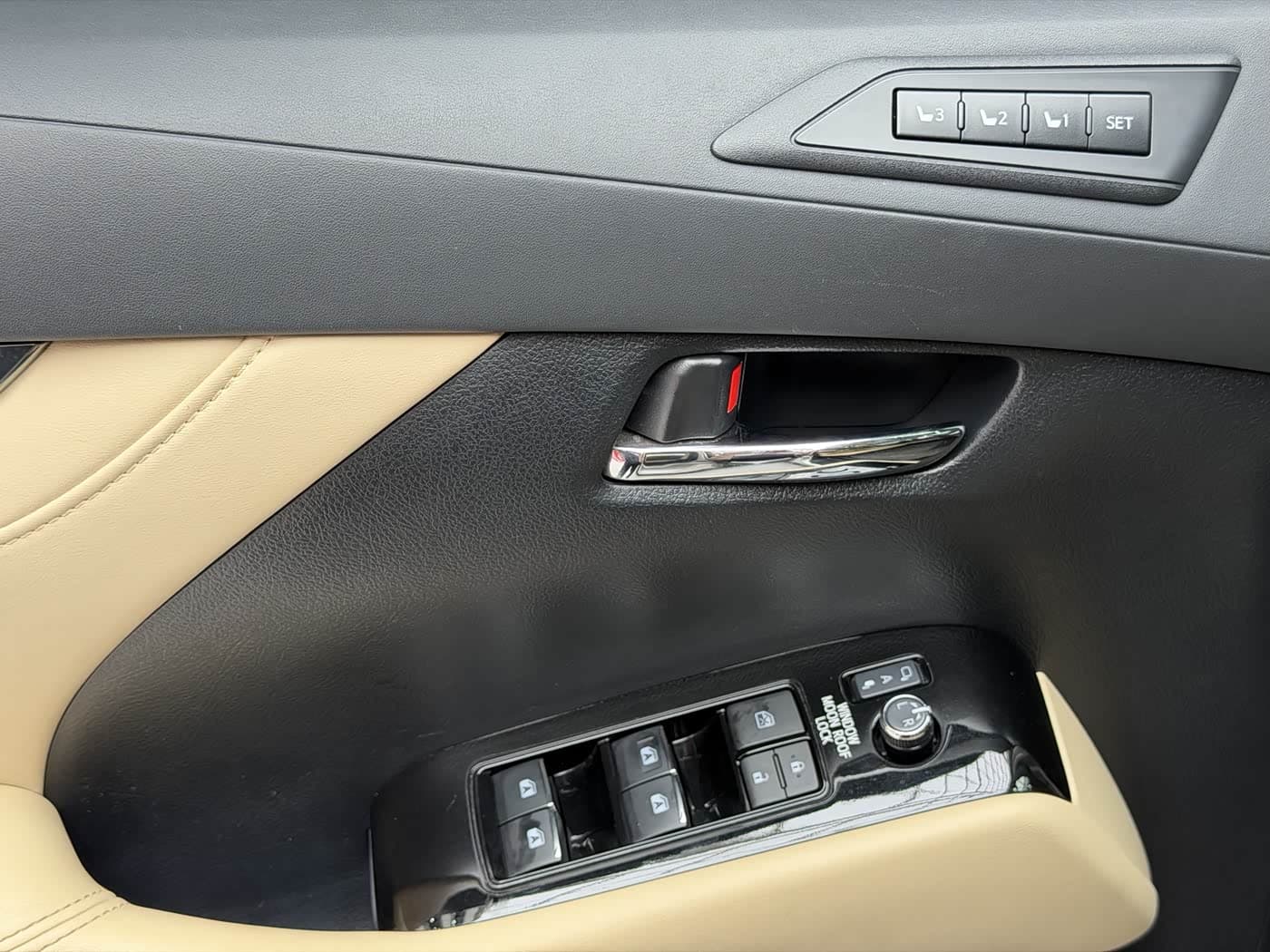 Toyota Vellfire 2020 — Фото 10/20