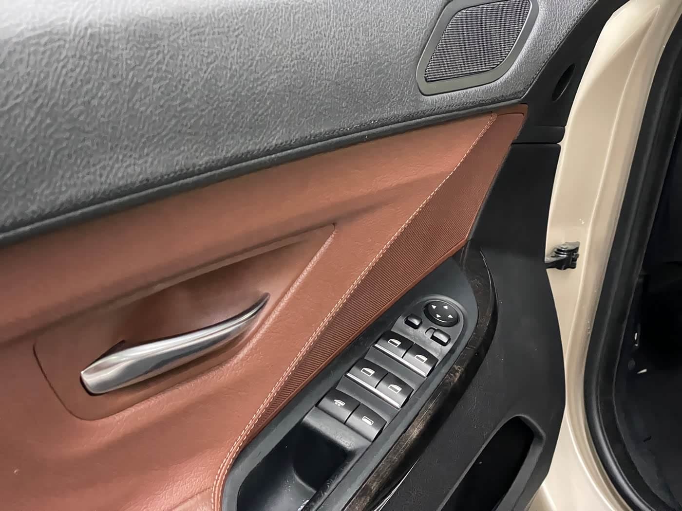 BMW 6 Series 2012 — Фото 14/20
