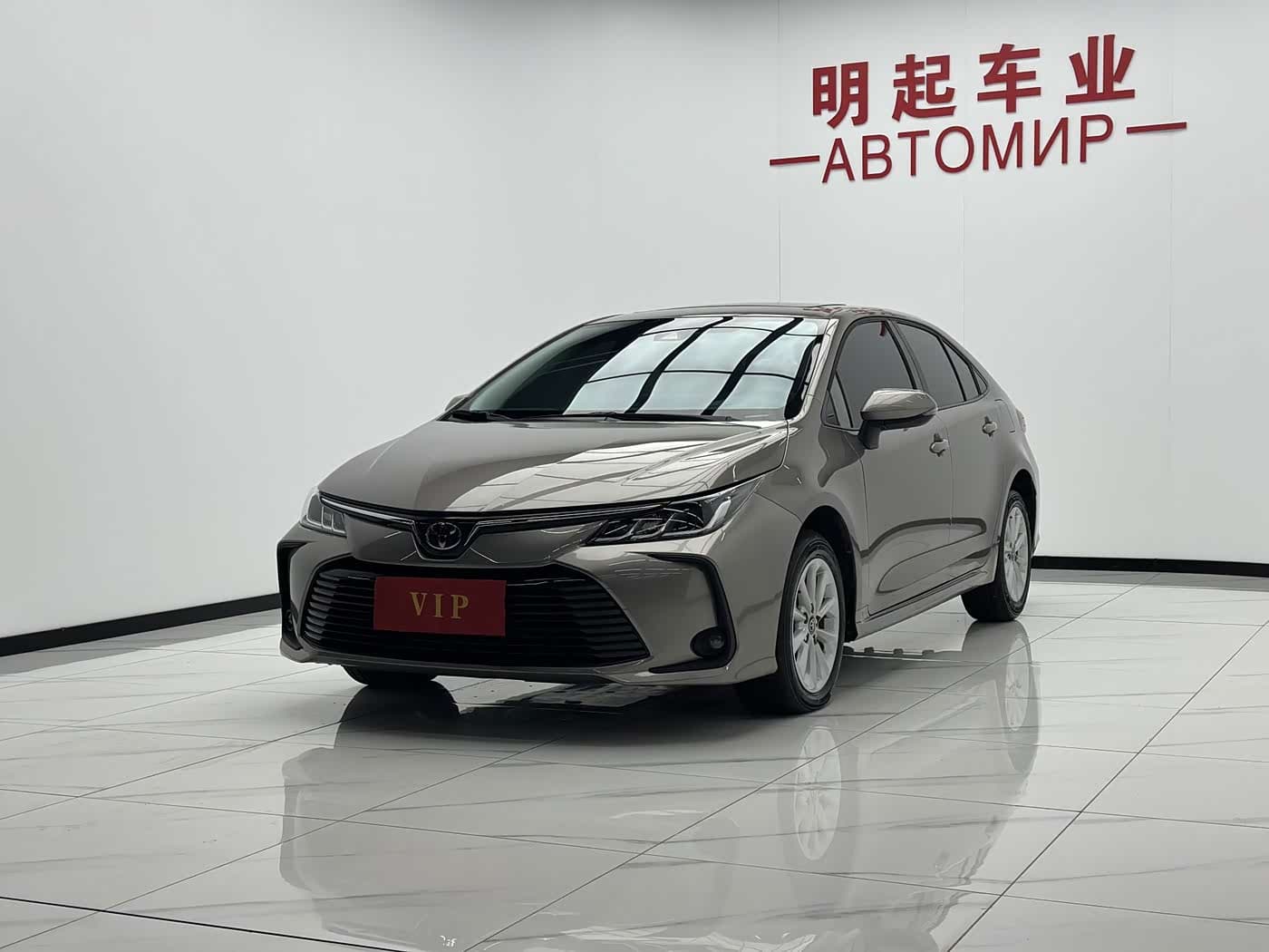 Toyota Corolla 2023 — Фото 4/18
