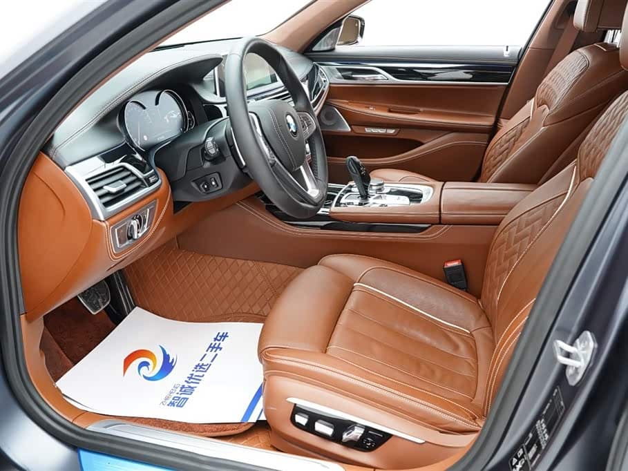 BMW 7 Series 2019 — Фото 7/20