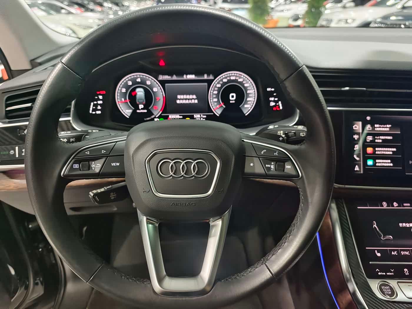 Audi Q7 2021 — Фото 11/17