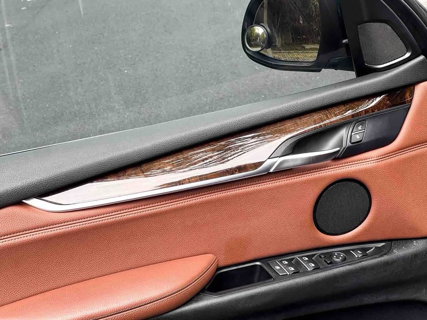 BMW X5 2015 — Фото 10/18