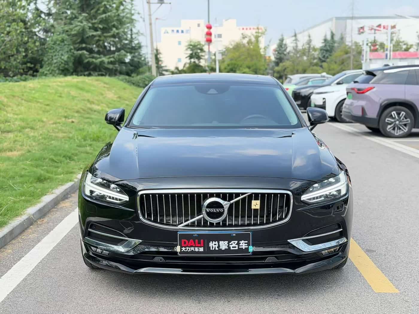 Volvo S90 2020 — Фото 2/9