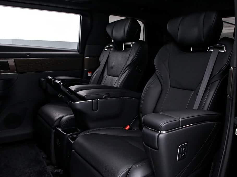 Toyota Alphard 2024 — Фото 16/20