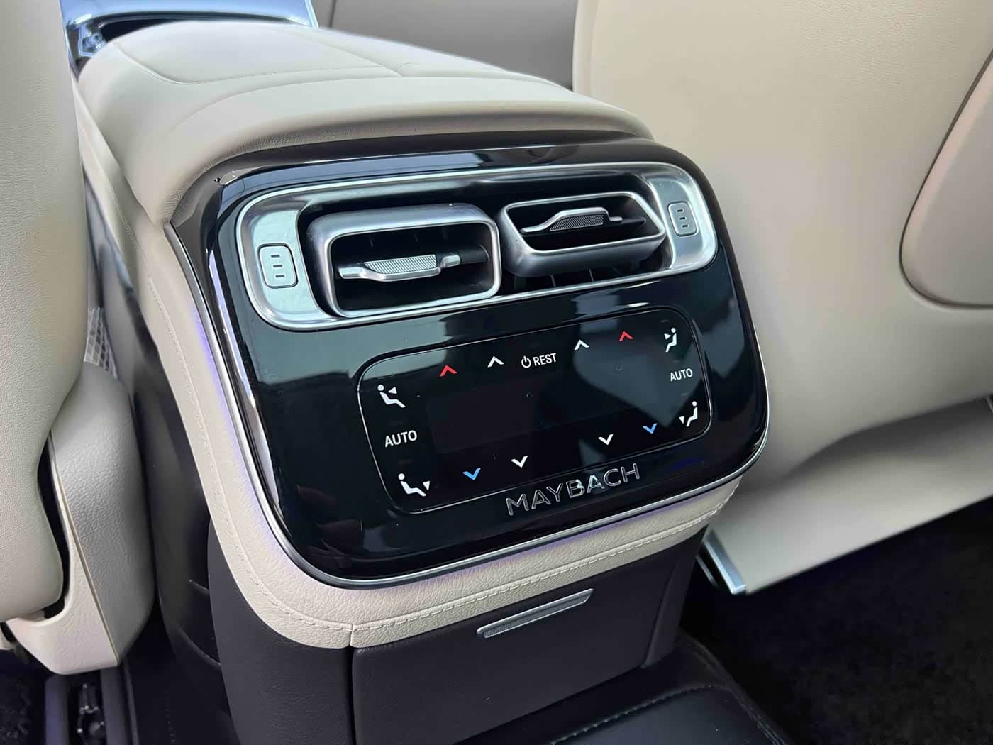 Mercedes-Benz Maybach S-Class 2025 — Фото 15/19