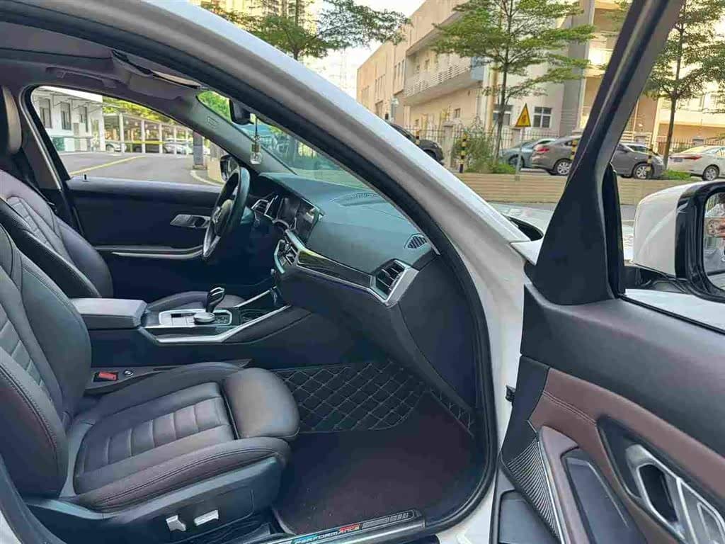 BMW 3 Series 2020 — Фото 8/10