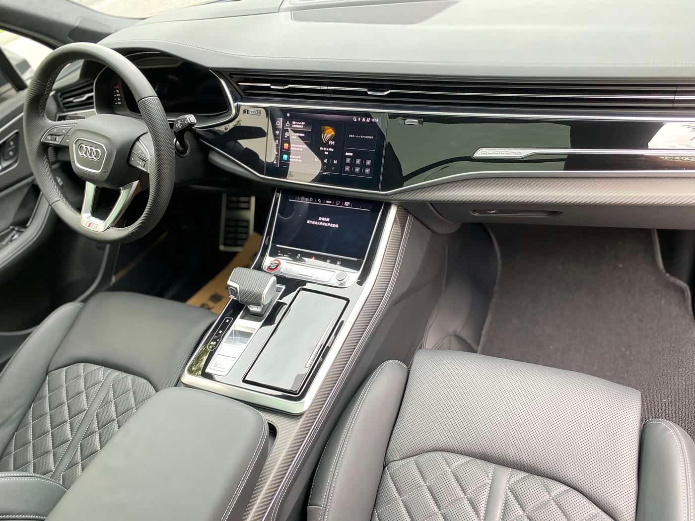 Audi SQ7 2025 — Фото 14/20