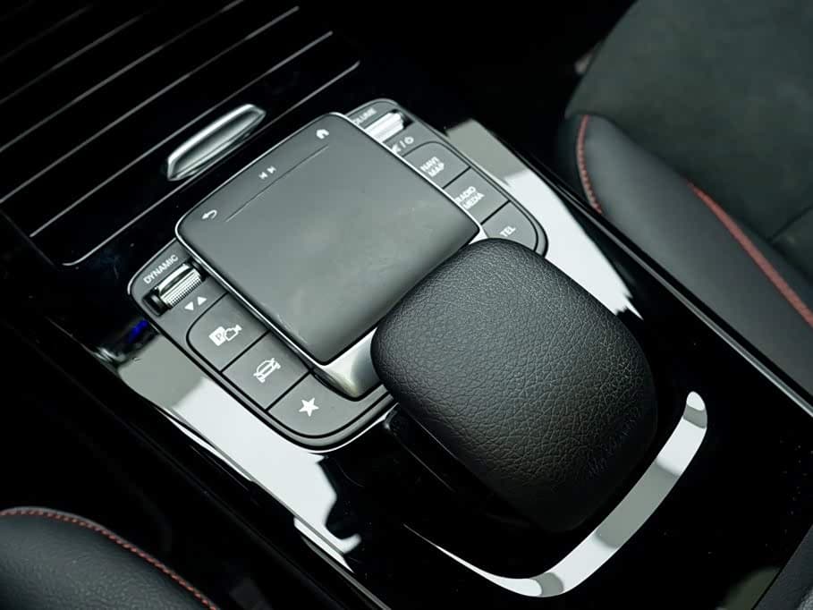 Mercedes-Benz CLA 2022 — Фото 19/20