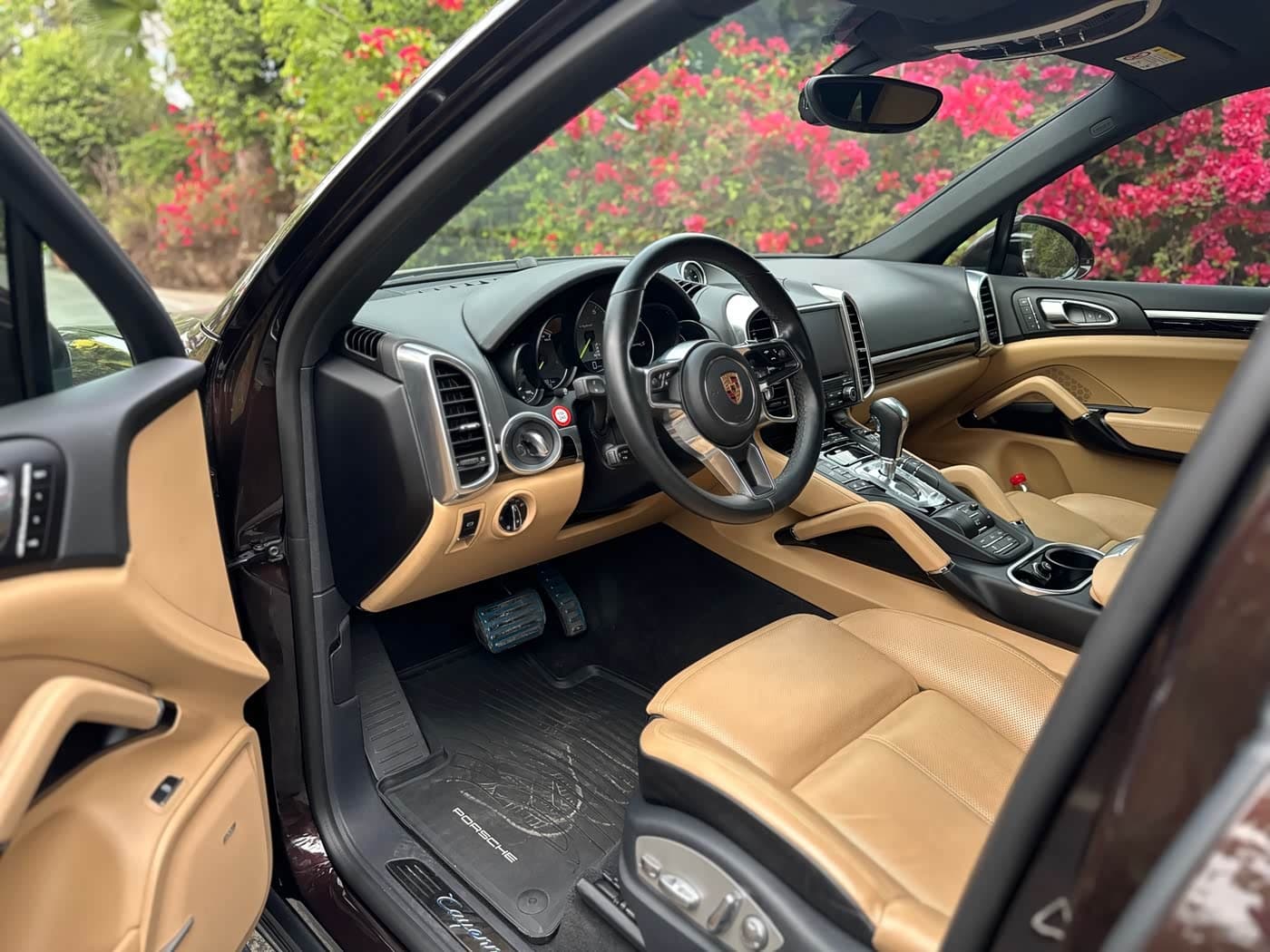 Porsche Cayenne New Energy 2018 — Фото 8/16