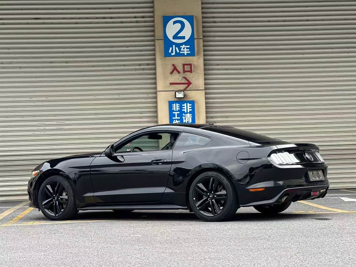 Ford Mustang 2018 — Фото 18/18