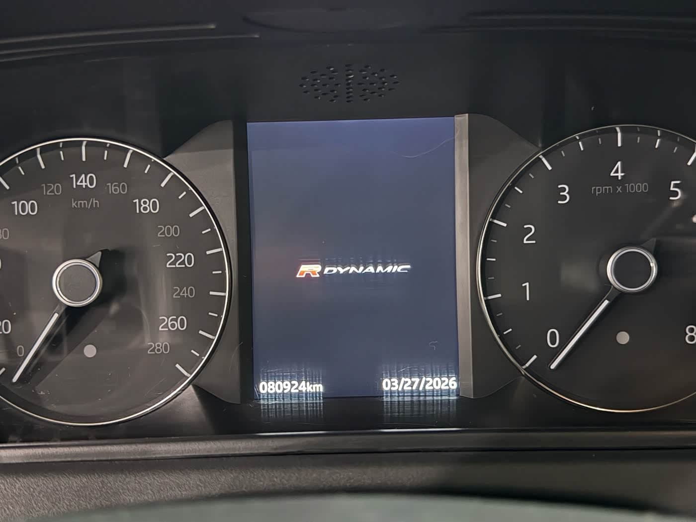 Land Rover Range Rover Velar 2020 — Фото 17/20