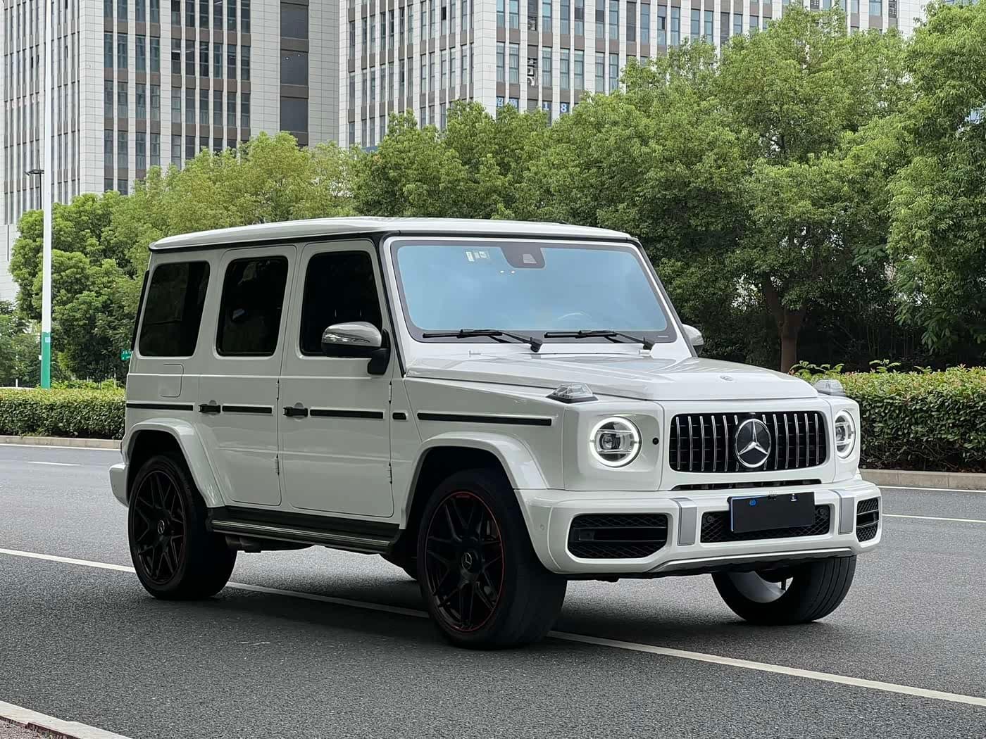 Mercedes-Benz G-Class 2022 — Фото 3/18