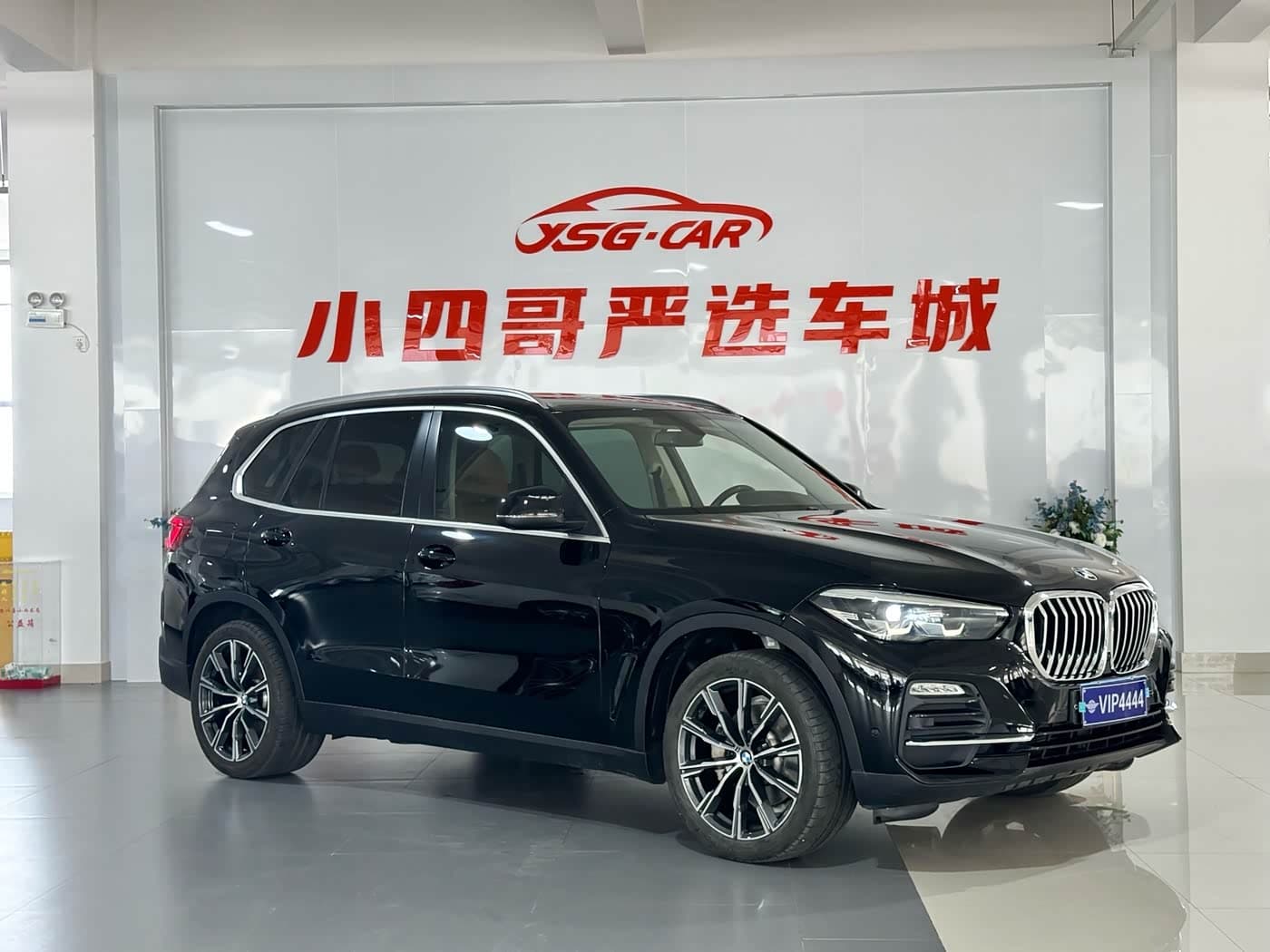 BMW X5 2020 — Фото 3/12