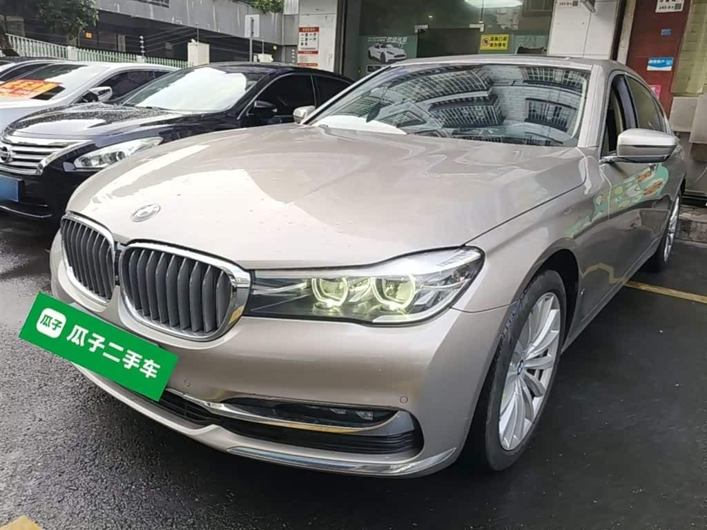 BMW 7 Series 2018 — Фото 2/20