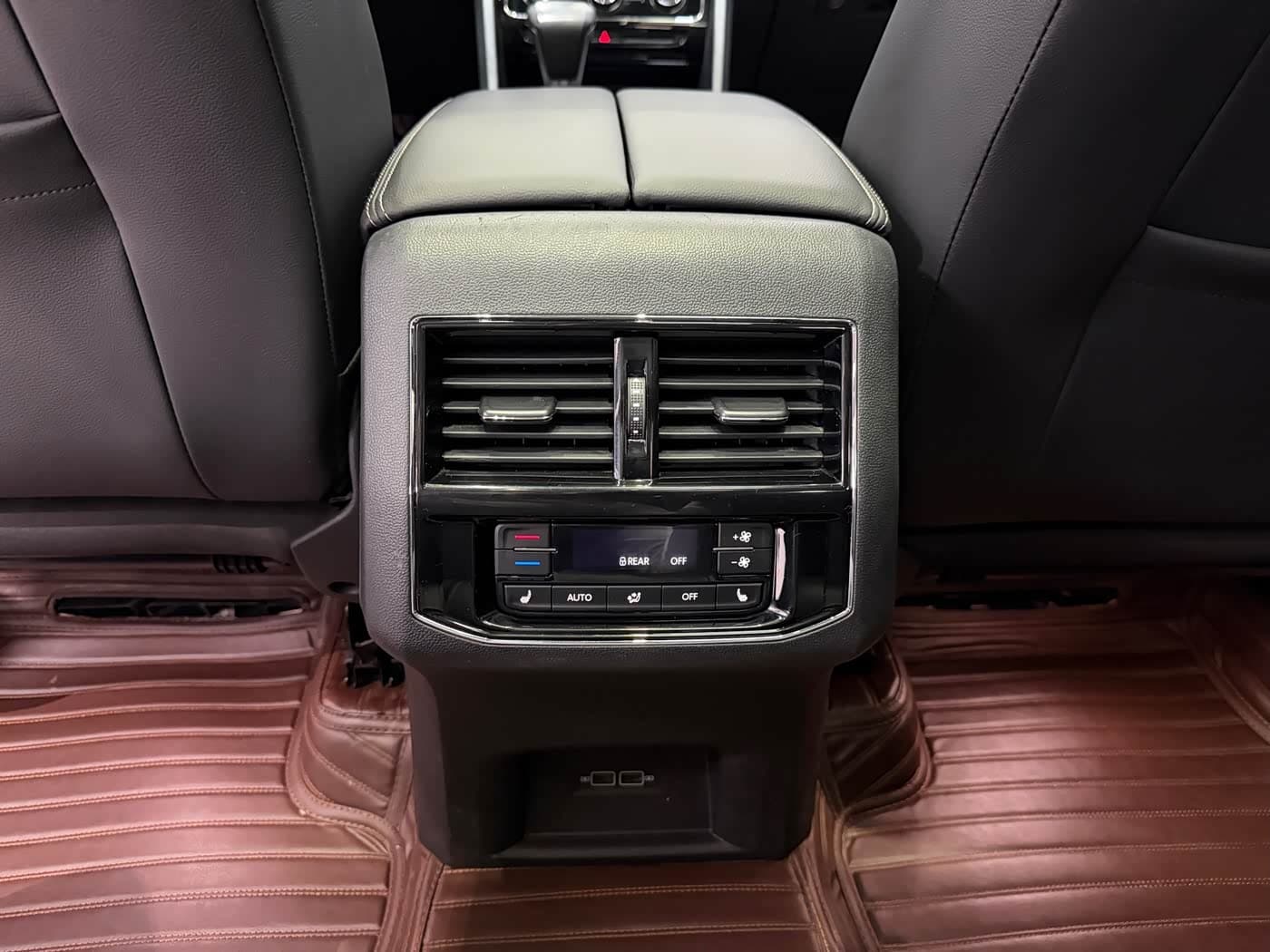 Volkswagen Teramont 2020 — Фото 13/20