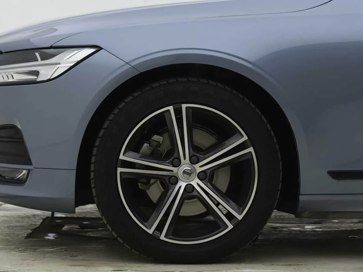 Volvo S90 2019 — Фото 6/16