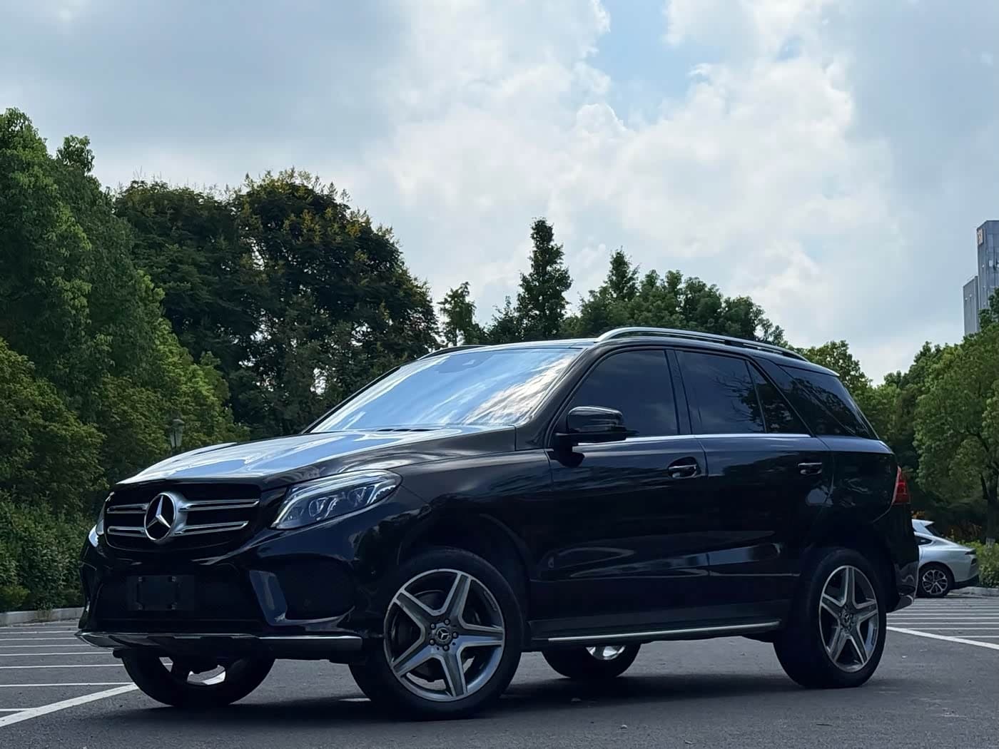 Mercedes-Benz GLE 2017 — Фото 1/20