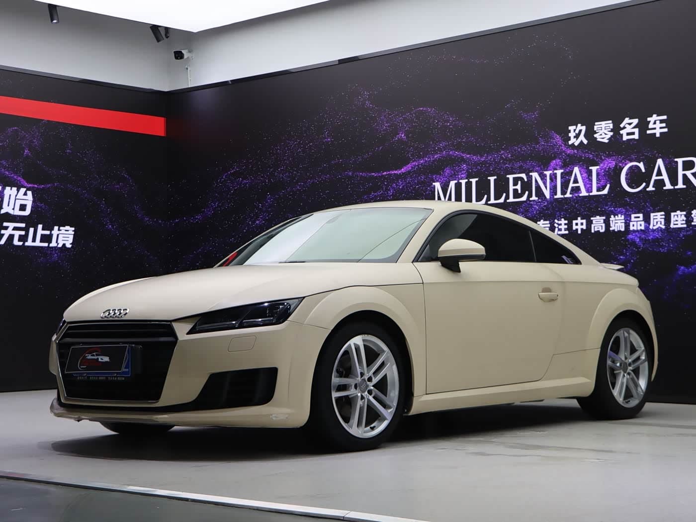 Audi TT 2015 — Фото 2/20