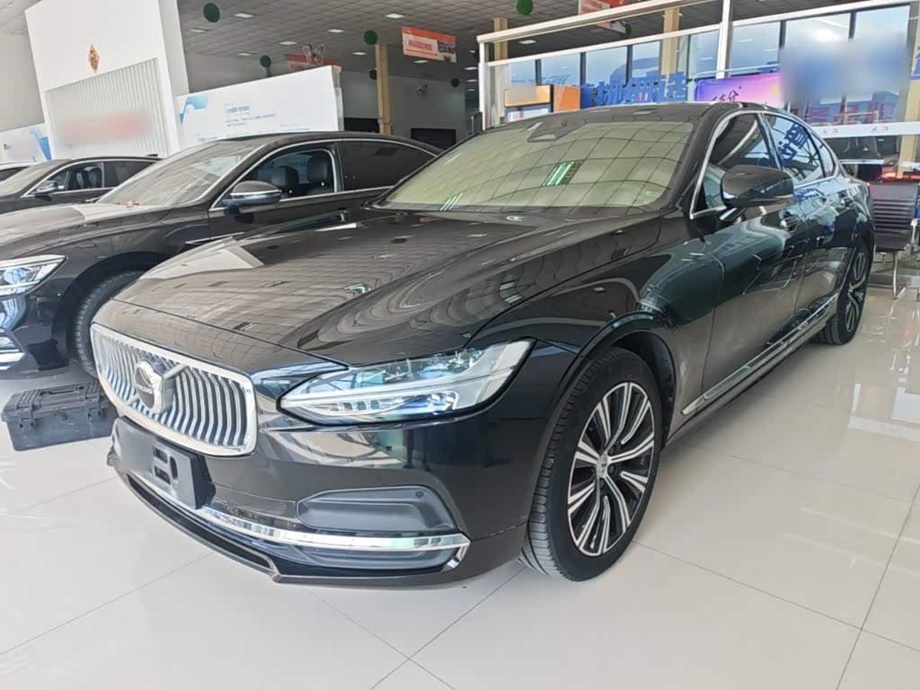 Volvo S90 2022 — Фото 1/20