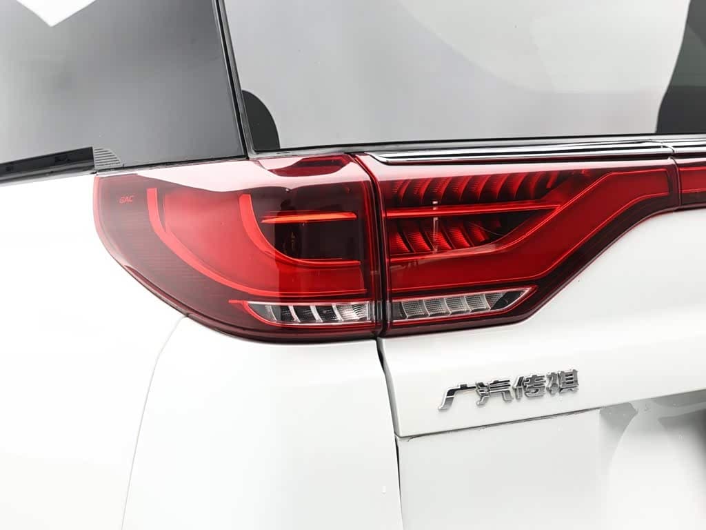 GAC Trumpchi Trumpchi M8 2023 — Фото 7/19