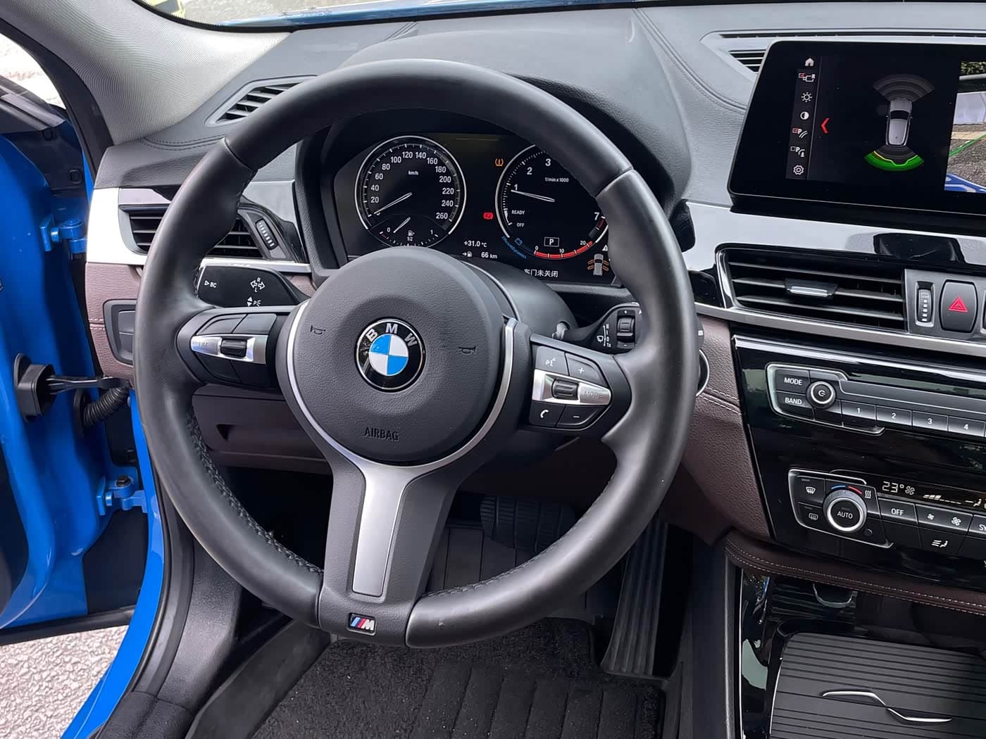 BMW X2 2021 — Фото 14/17