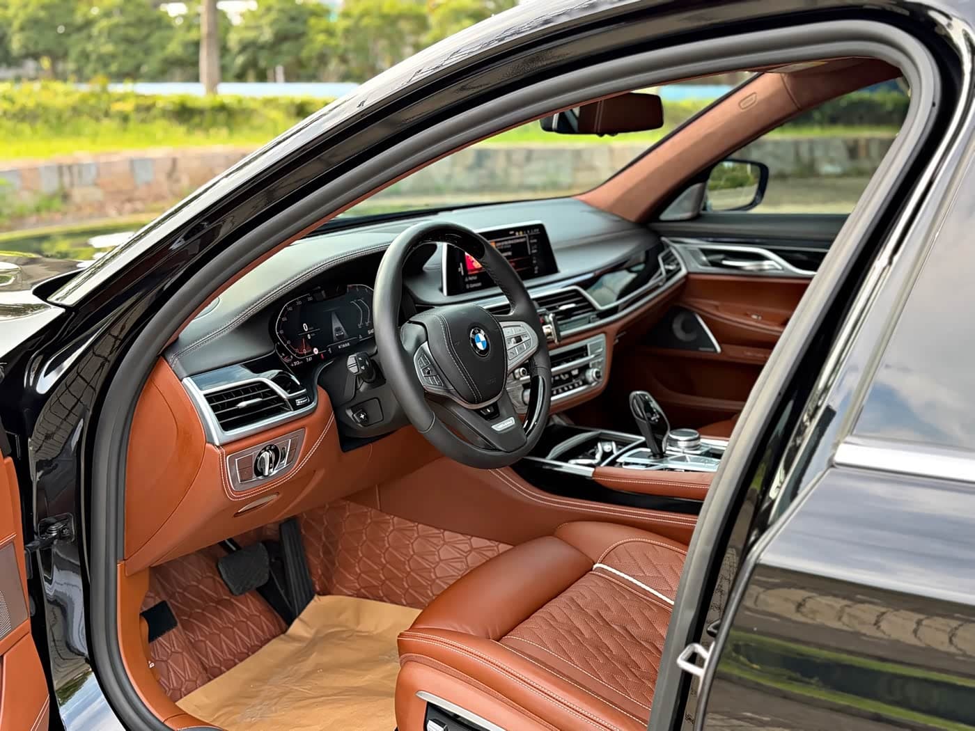 BMW 7 Series 2020 — Фото 5/20