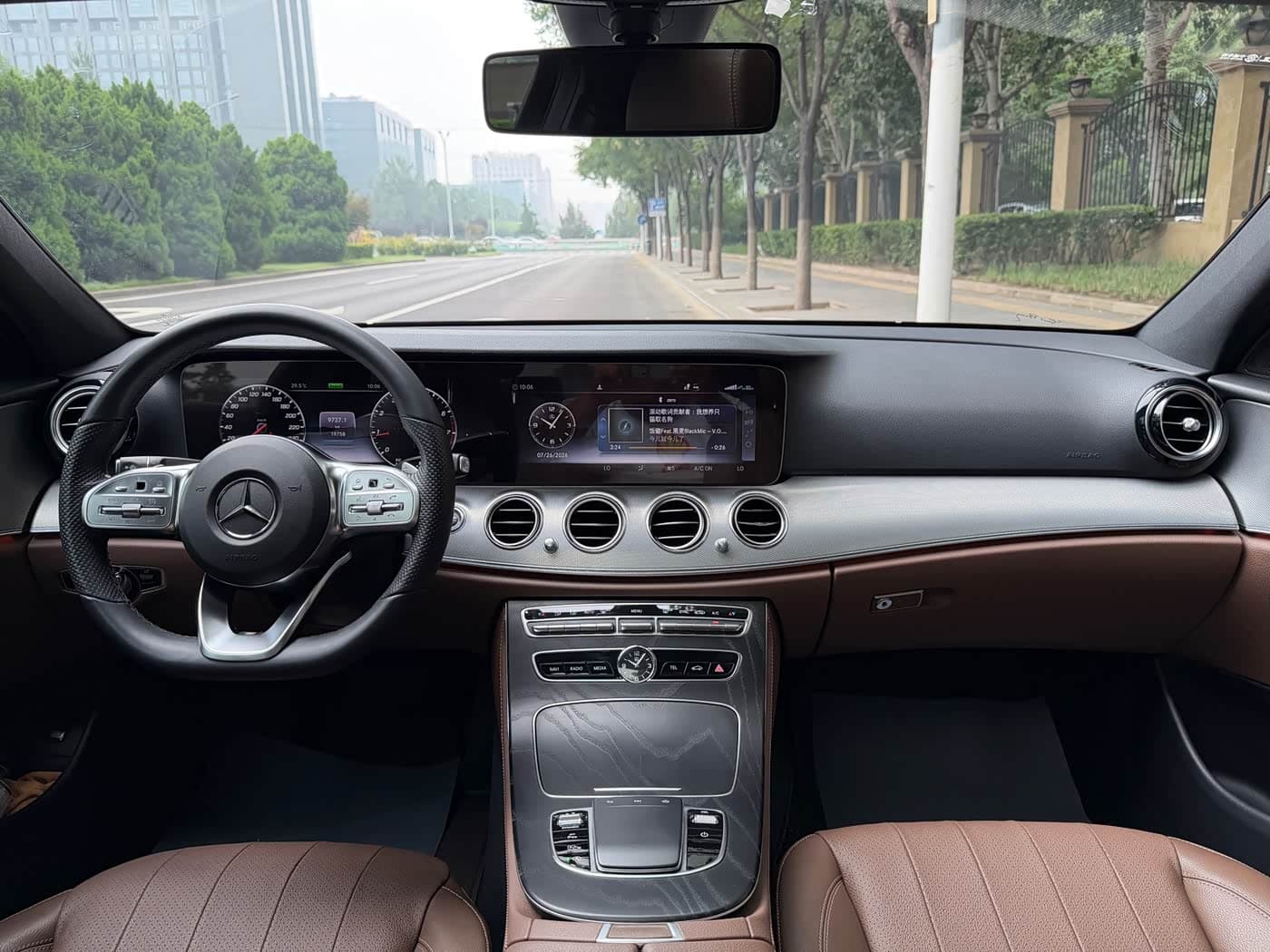 Mercedes-Benz E-Class 2020 — Фото 7/12