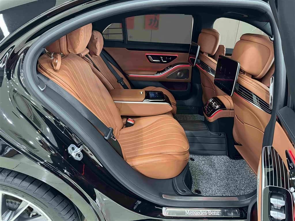 Mercedes-Benz S-Class 2024 — Фото 10/20