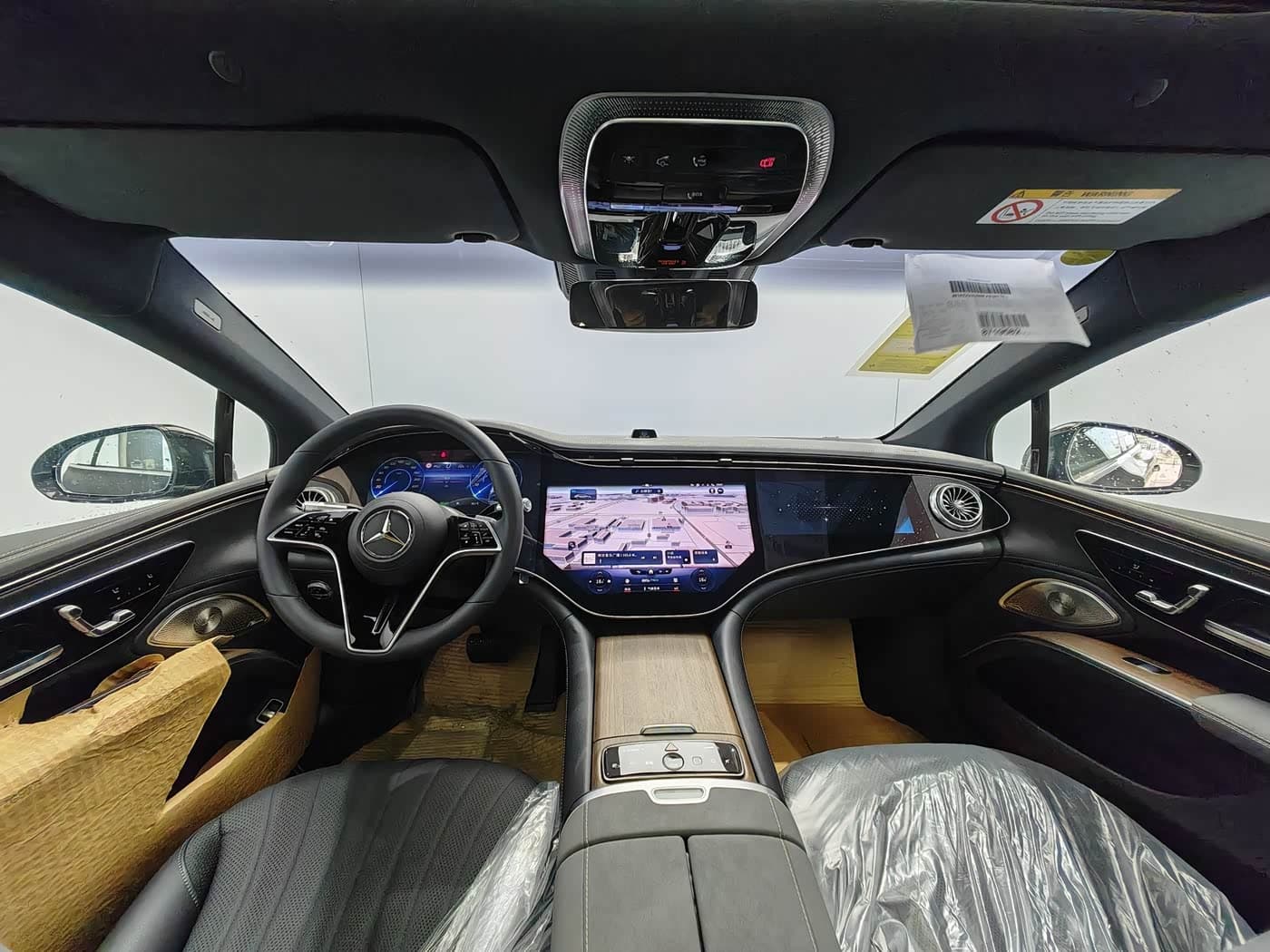 Mercedes-Benz EQS 2025 — Фото 10/20