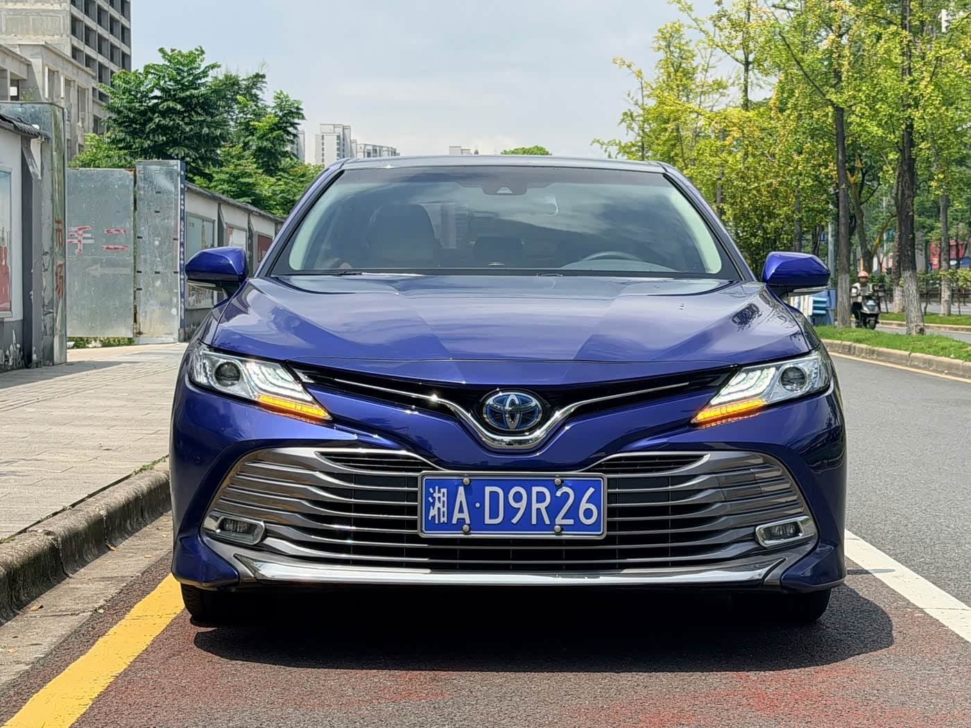 Toyota Camry 2018 — Фото 2/10