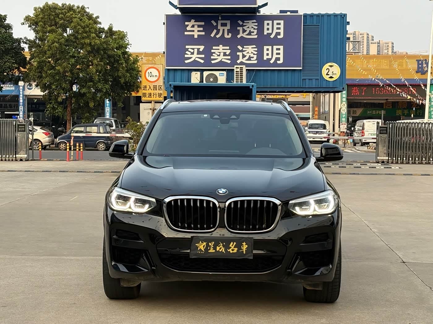 BMW X3 2019 — Фото 2/20