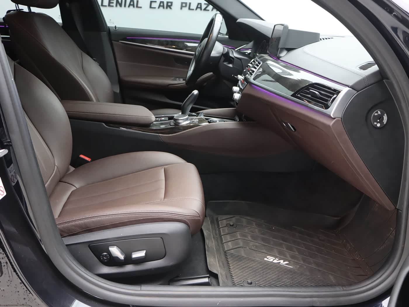 BMW 5 Series 2019 — Фото 16/20