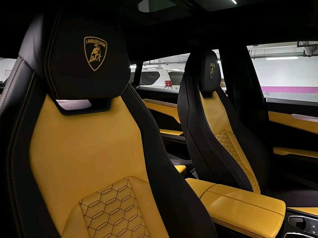 Lamborghini Urus 2019 — Фото 9/12